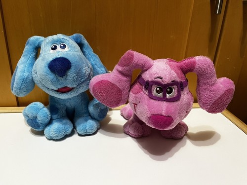 Blues clues blue and magenta - blue,