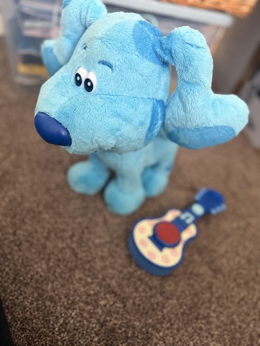 Blues clues you dance along - clues,